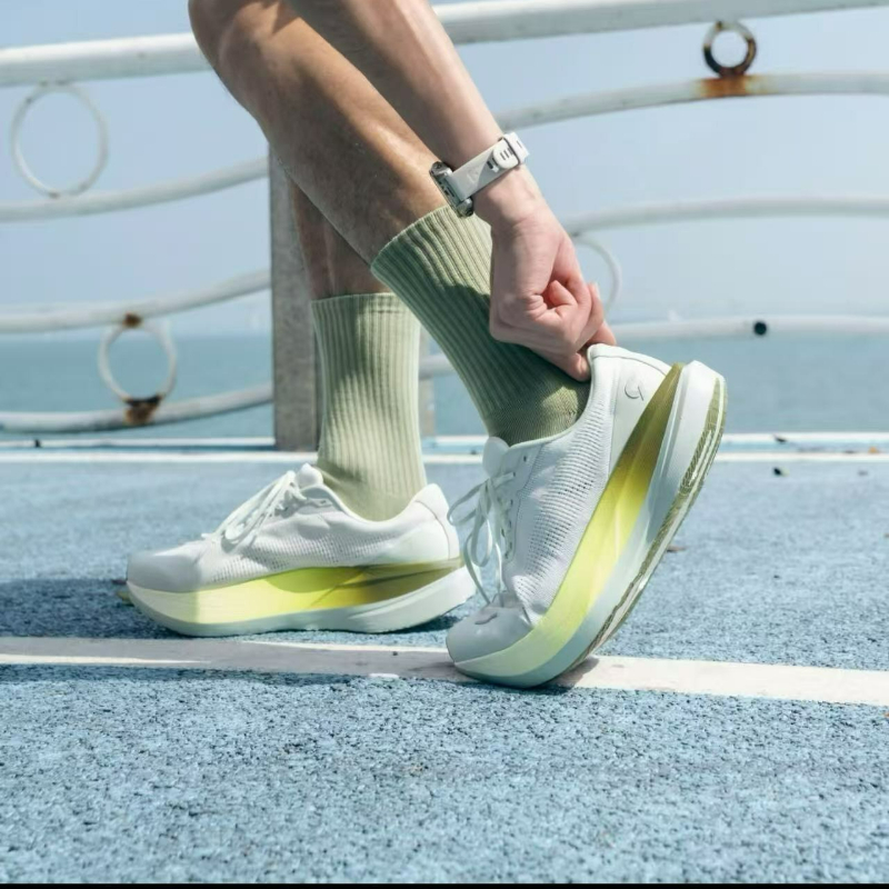 Tênis Profissionais para Corri - Outdoor Sport Flooring avaliação e preço